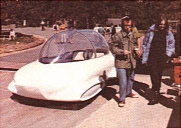 Winfield constructed this "bubble car" as a rush job for the Woody Allen's "Sleeper."